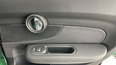 MINI Clubman 1.5 Cooper Classic 6dr Auto Petrol Estate